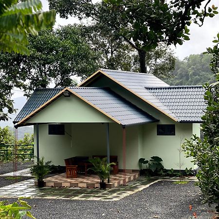 Royal Mount Inn Resorts Paithalmala 외부 사진